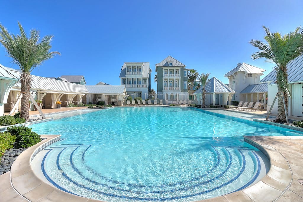 Sea*Renity Now - Image 33