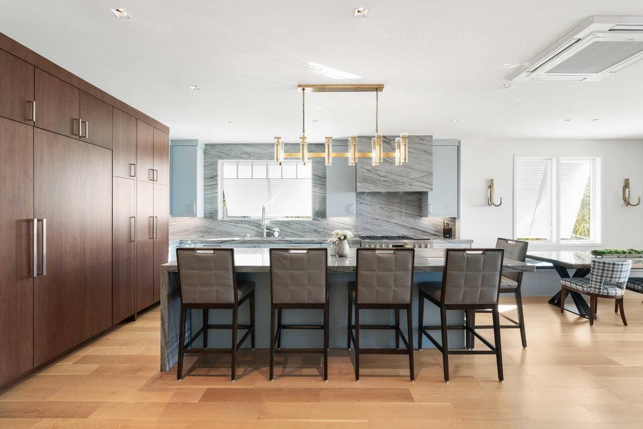 Grand Pavilion by the Sea - Image 5