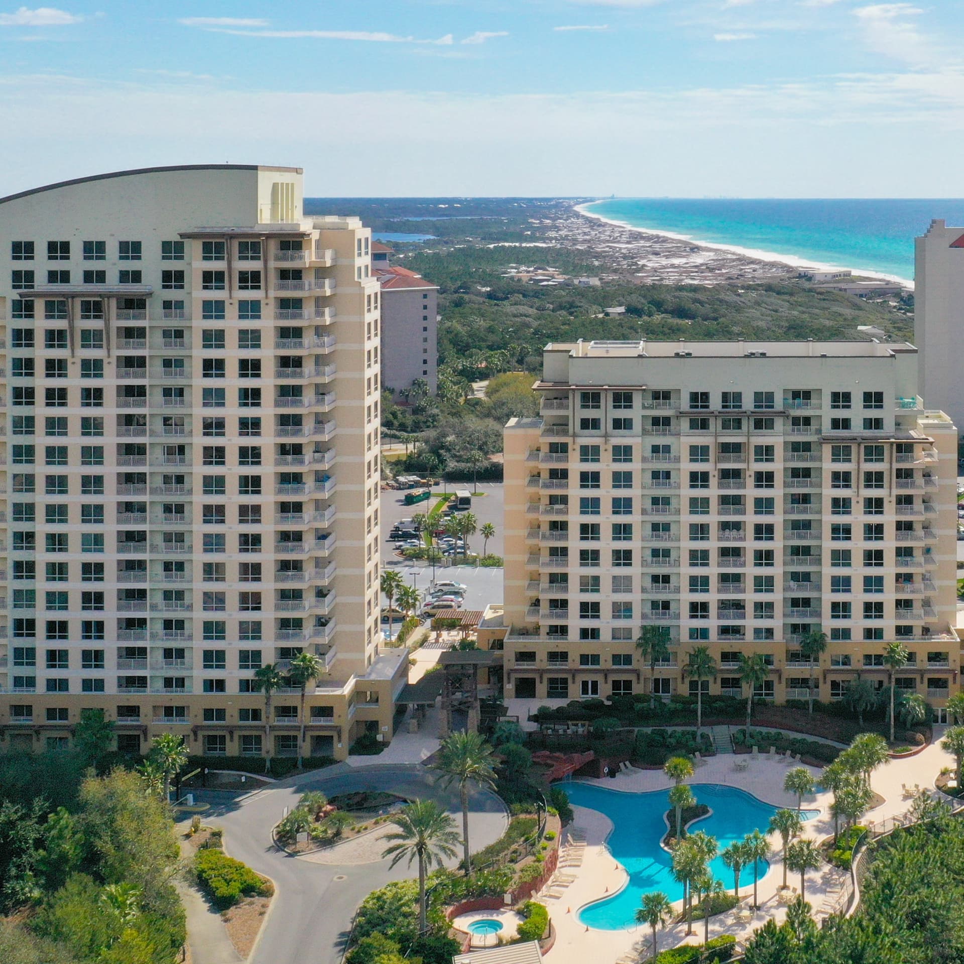 Lagoon Residence - Image 1