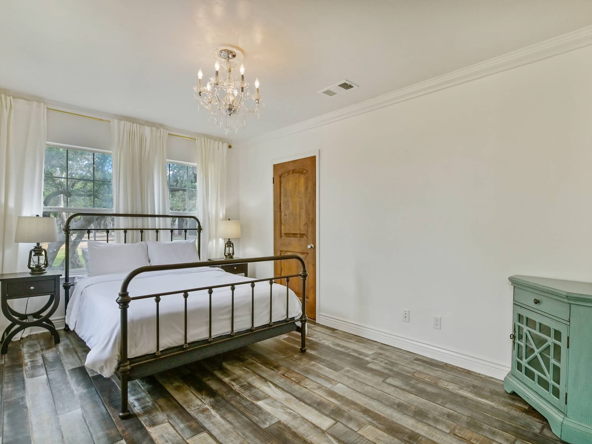 Escape on Lake Travis - Image 46