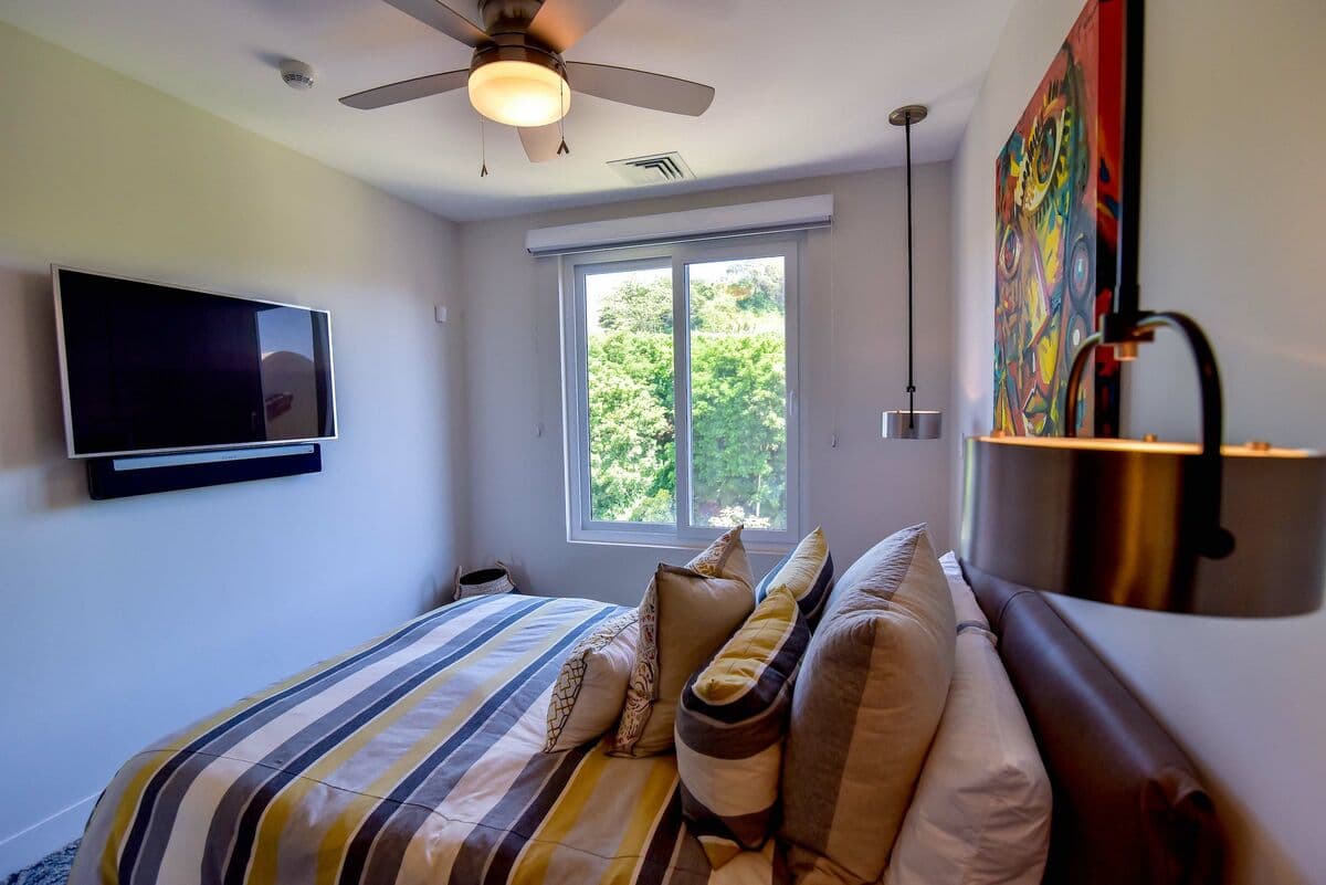 Miramar Condo 5B - Image 8