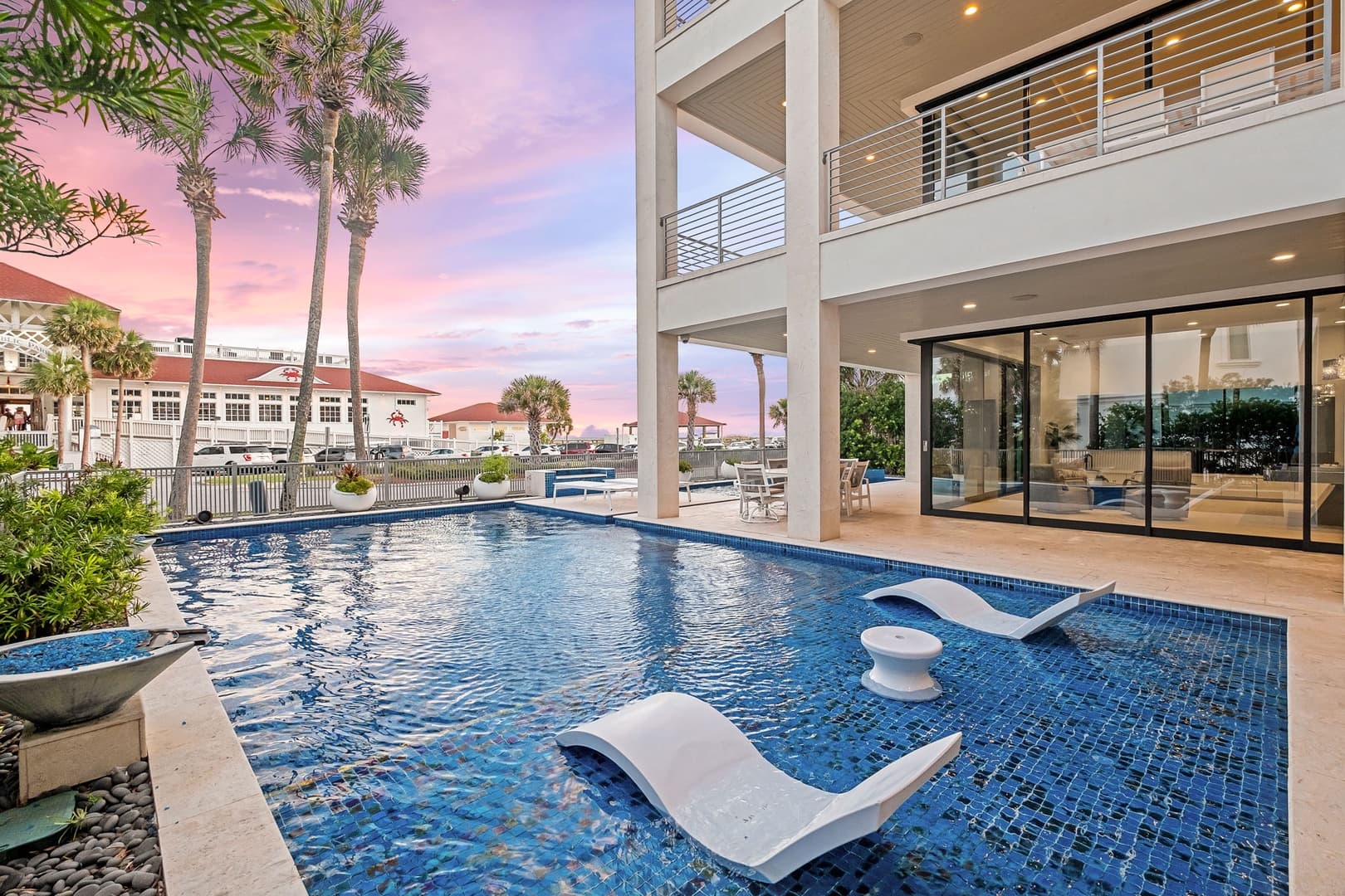 Miami Vice - Image 2