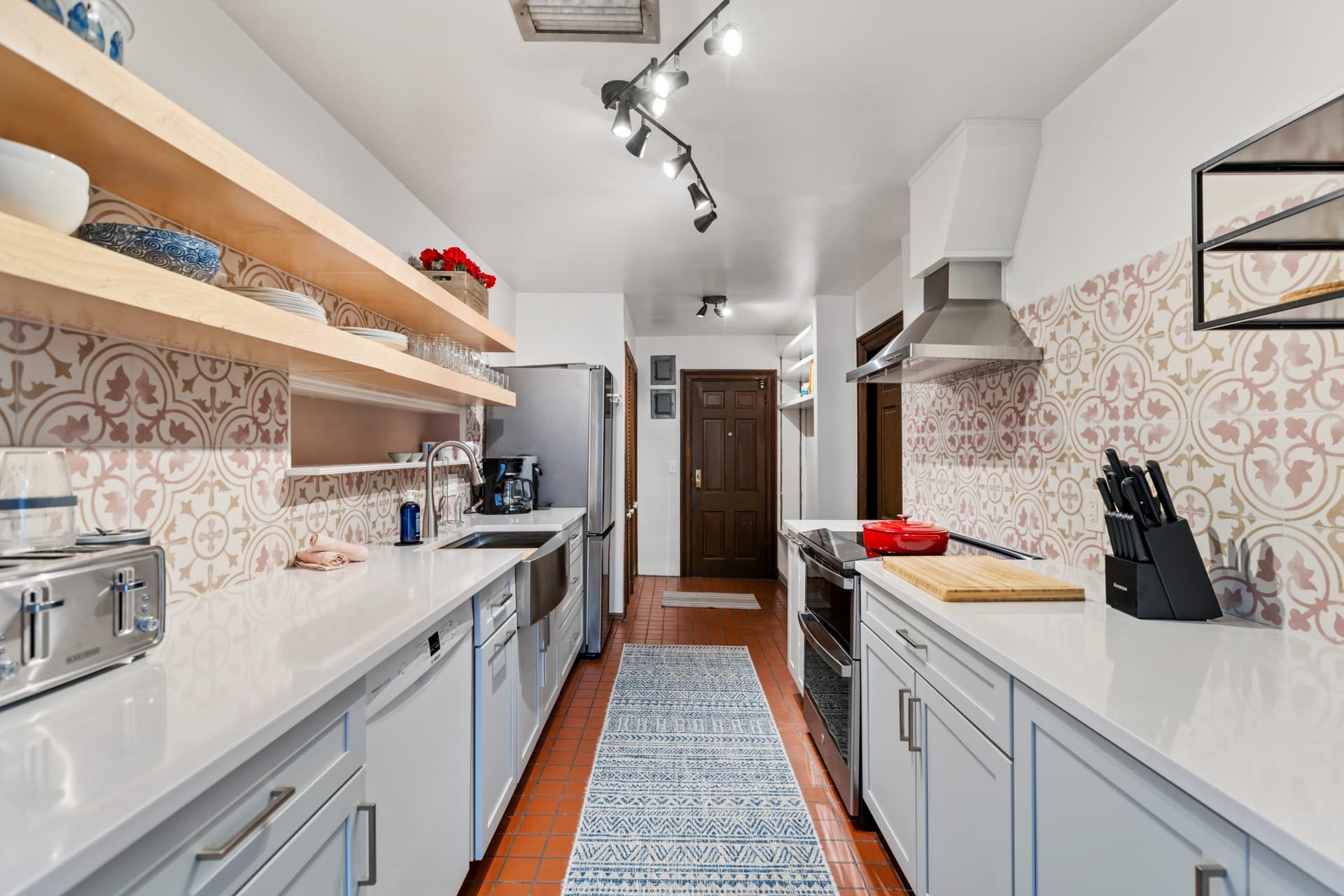 Garden Place - Image 10