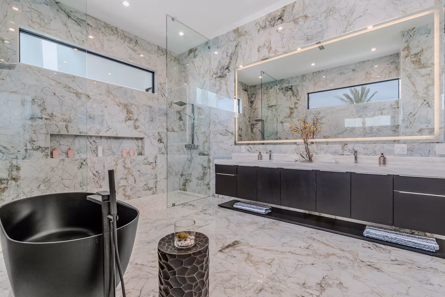 Bravo Villa #3 - Image 33