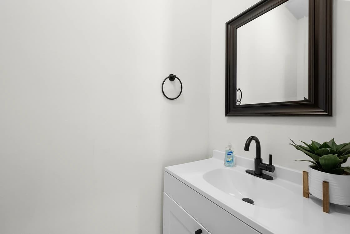 Knotty Pines - Image 26