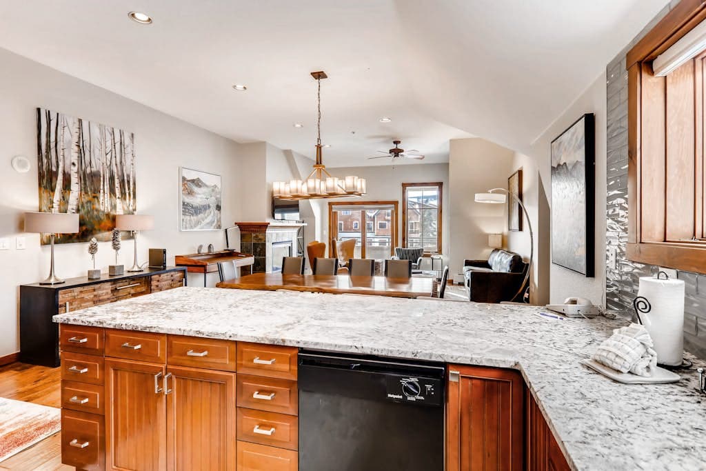 Main Street Condo #3401 - Image 6