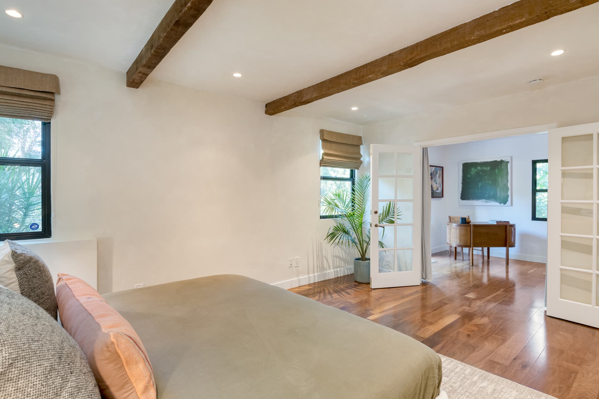 Silver Screen - Image 19