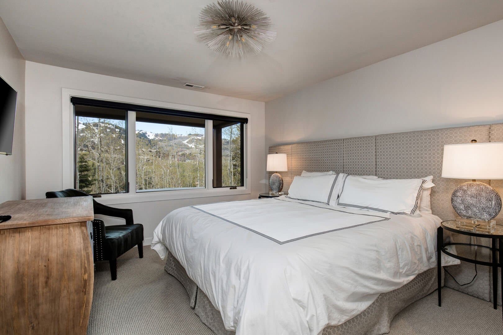 Little Belle Residence #5 - Image 31