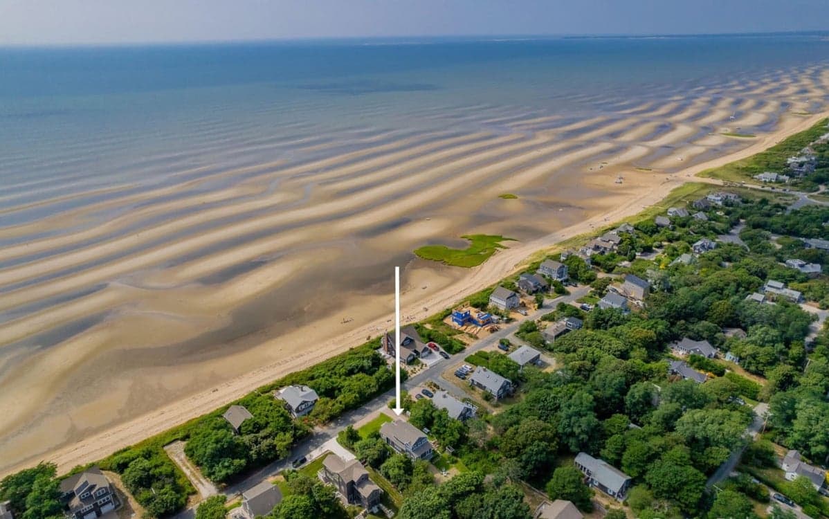 Bay Break - Image 37