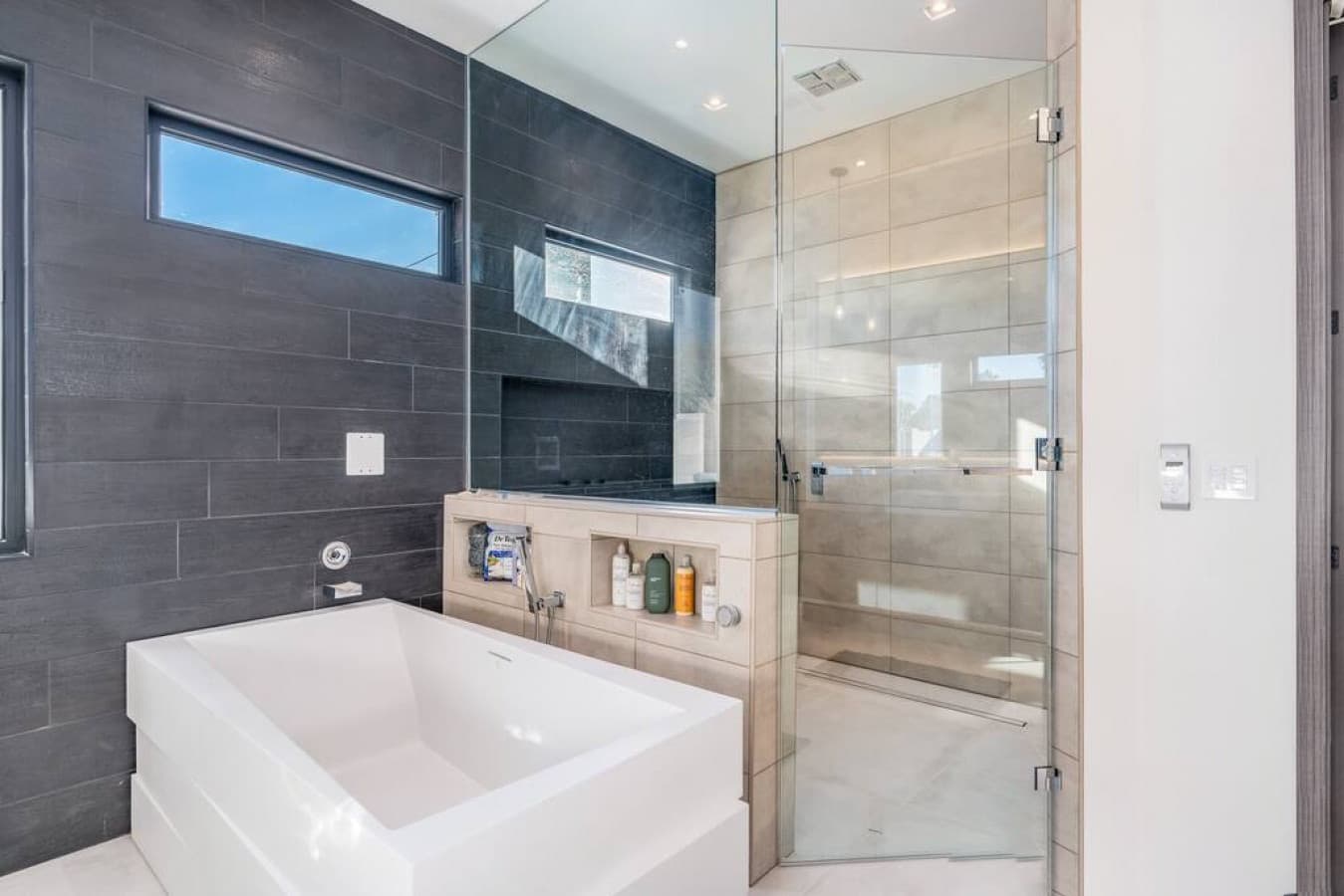 Scottsdale Desert Paradise - Image 30