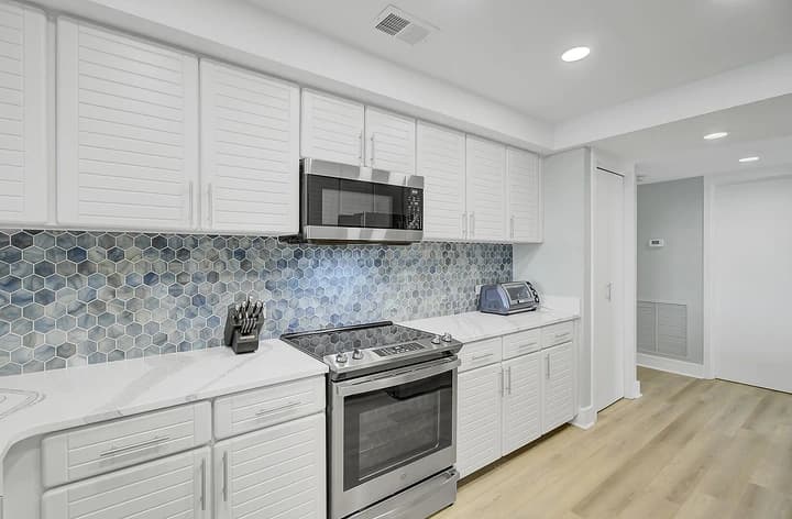 Ocean Club #1408 - Image 9