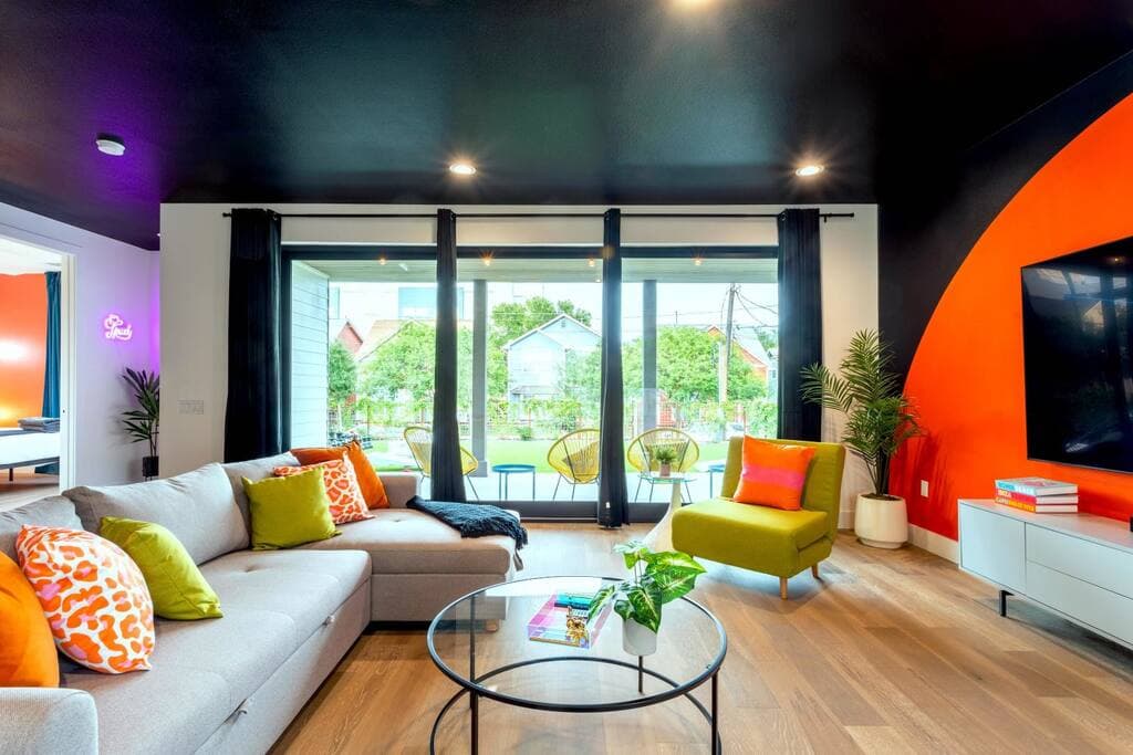 Queen's Gambit - Image 2