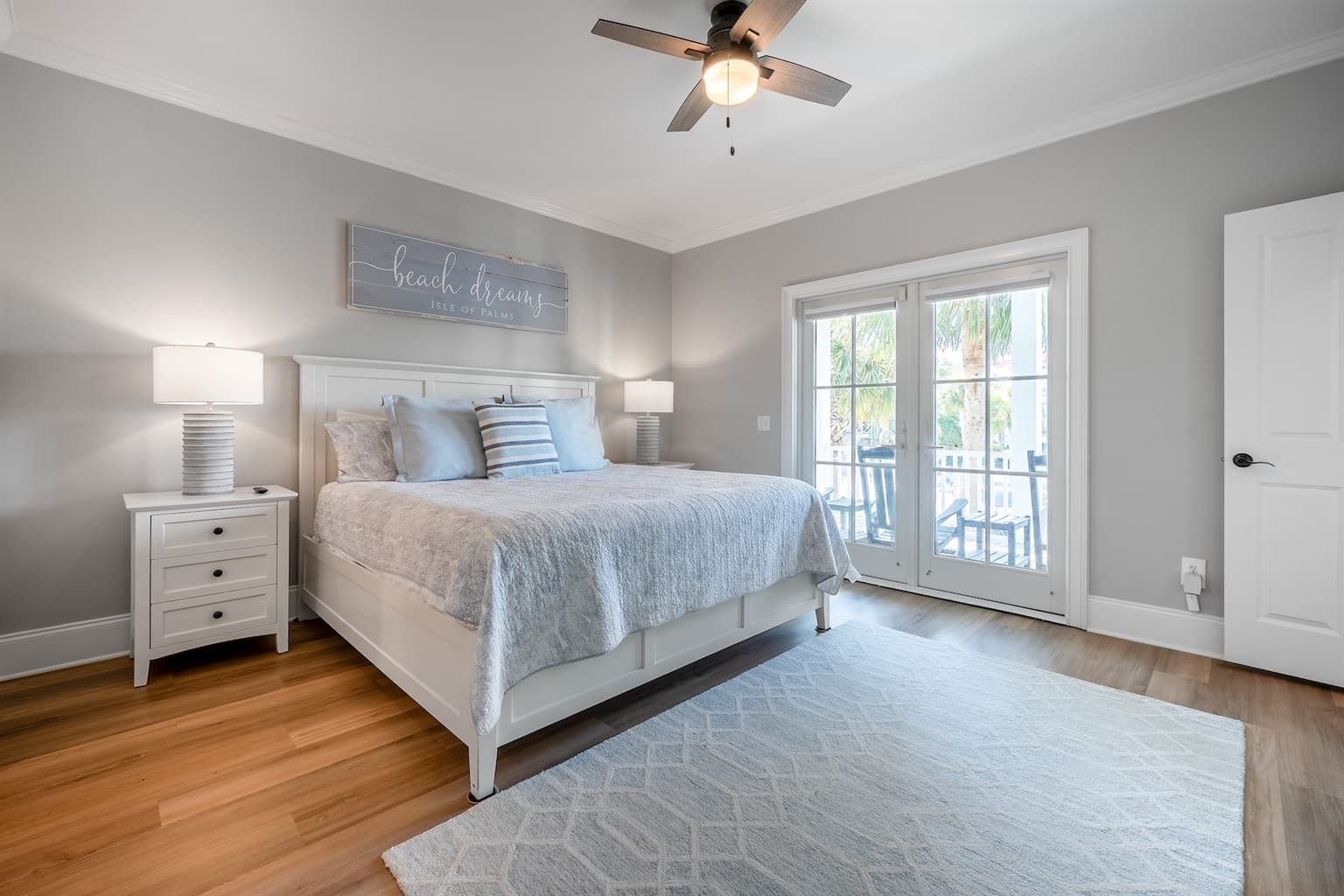 Beach Retreat - Image 13