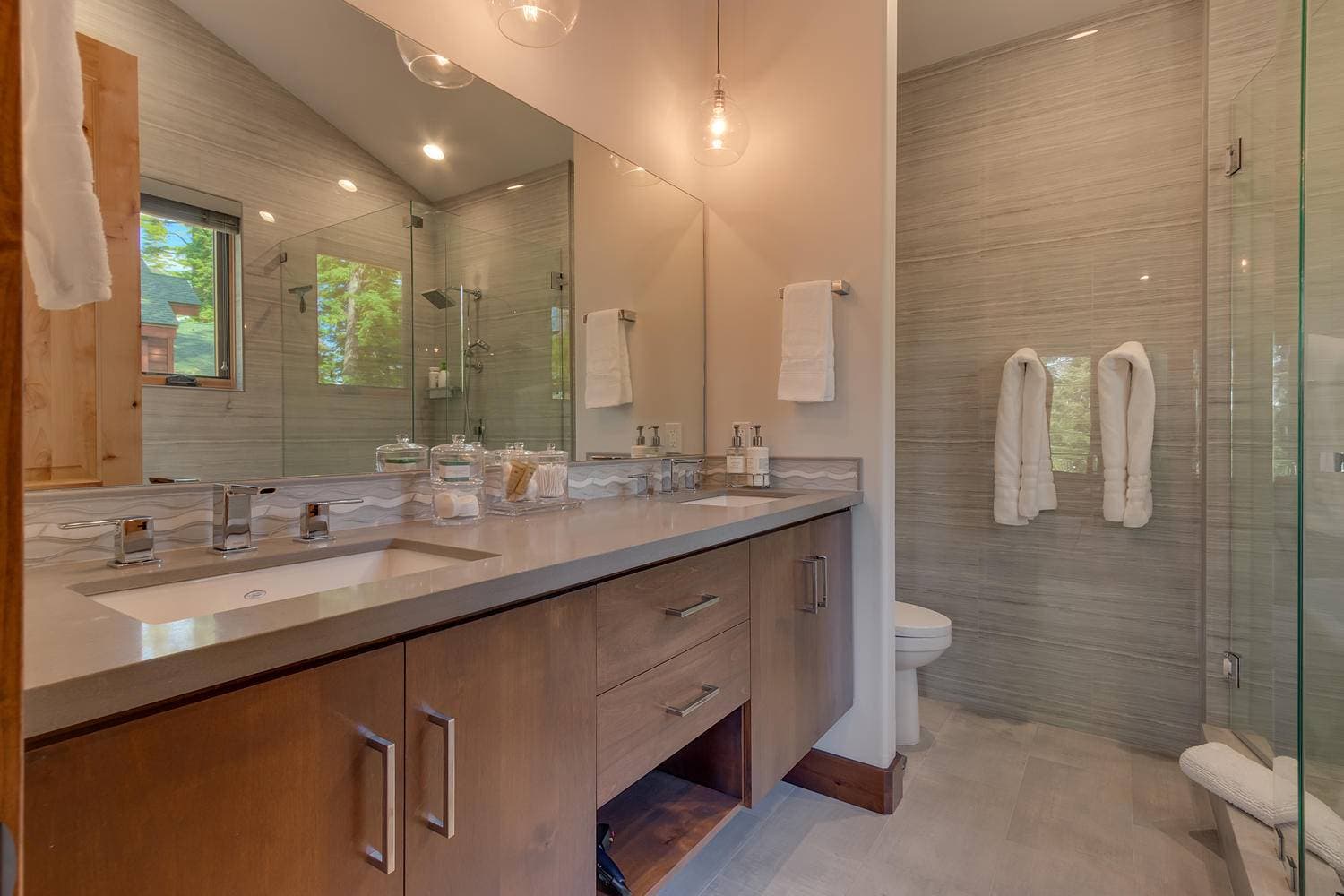 Bluebird Lodge - Image 9