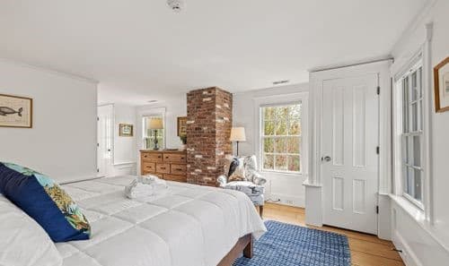 Hiawatha Manor - Image 21