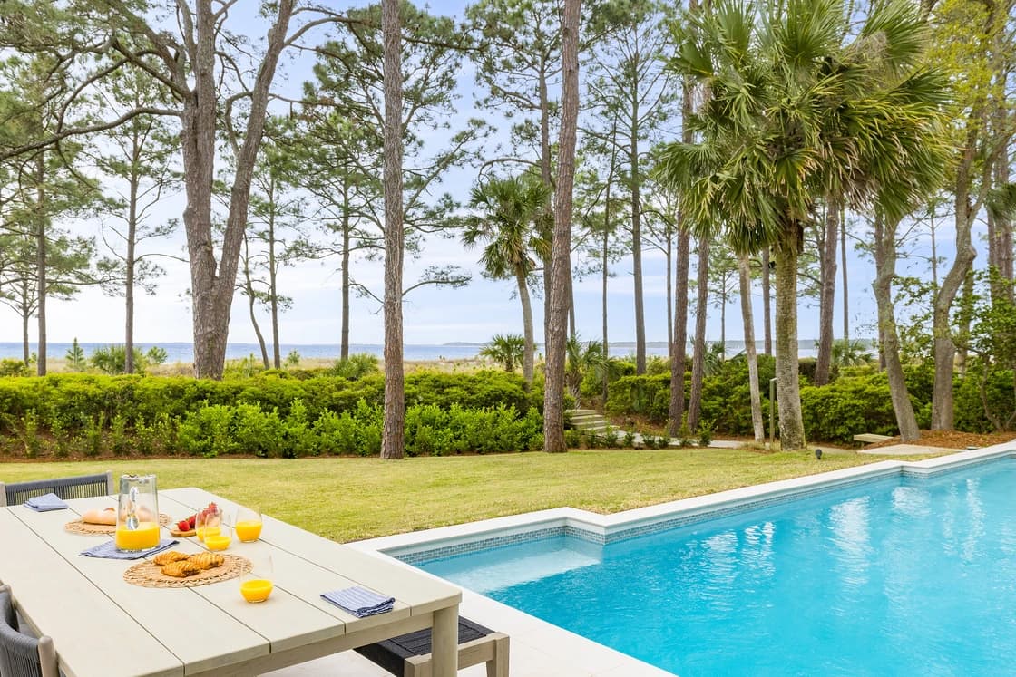 South Beach Serenity - Image 40