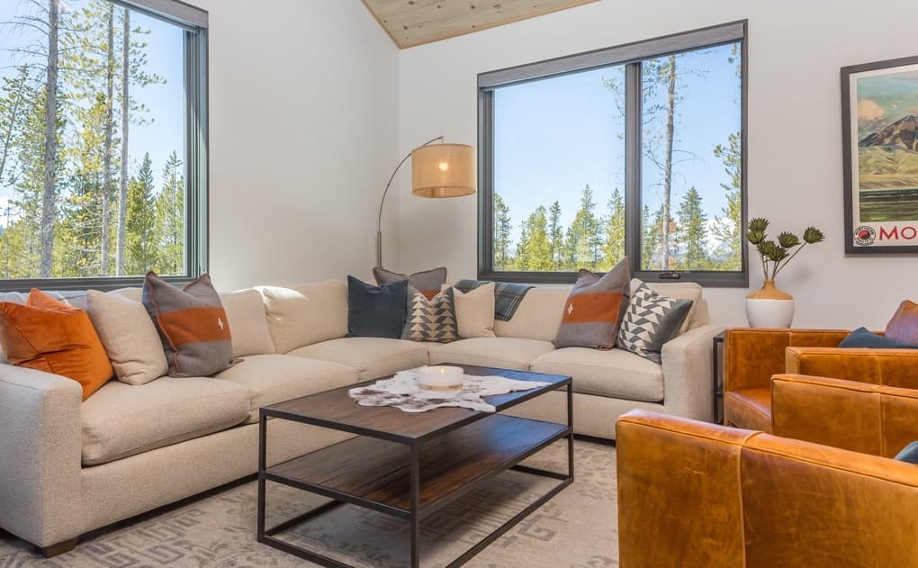 Lake Cabin #11 - Image 4