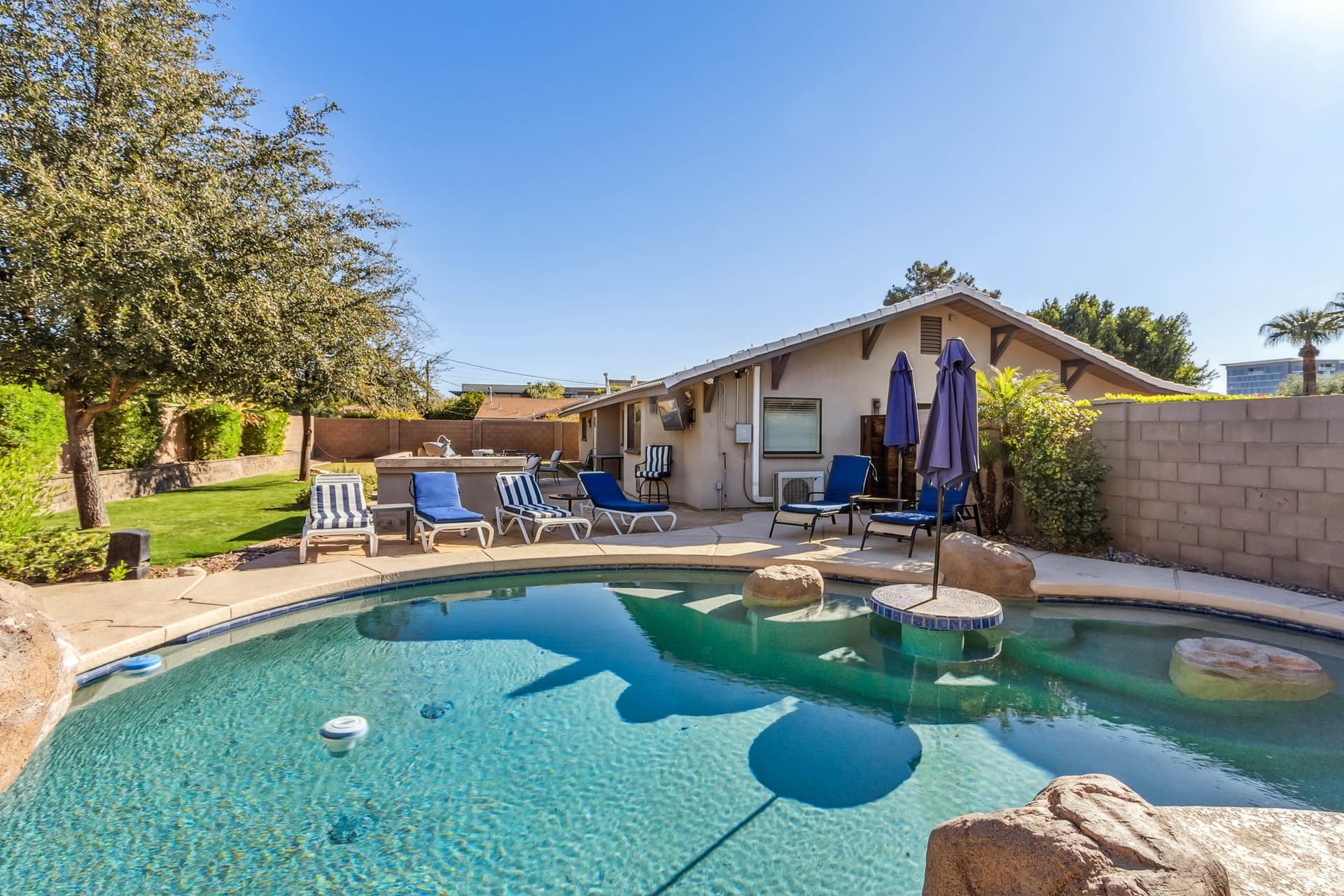 Blue Sapphire - Image 1