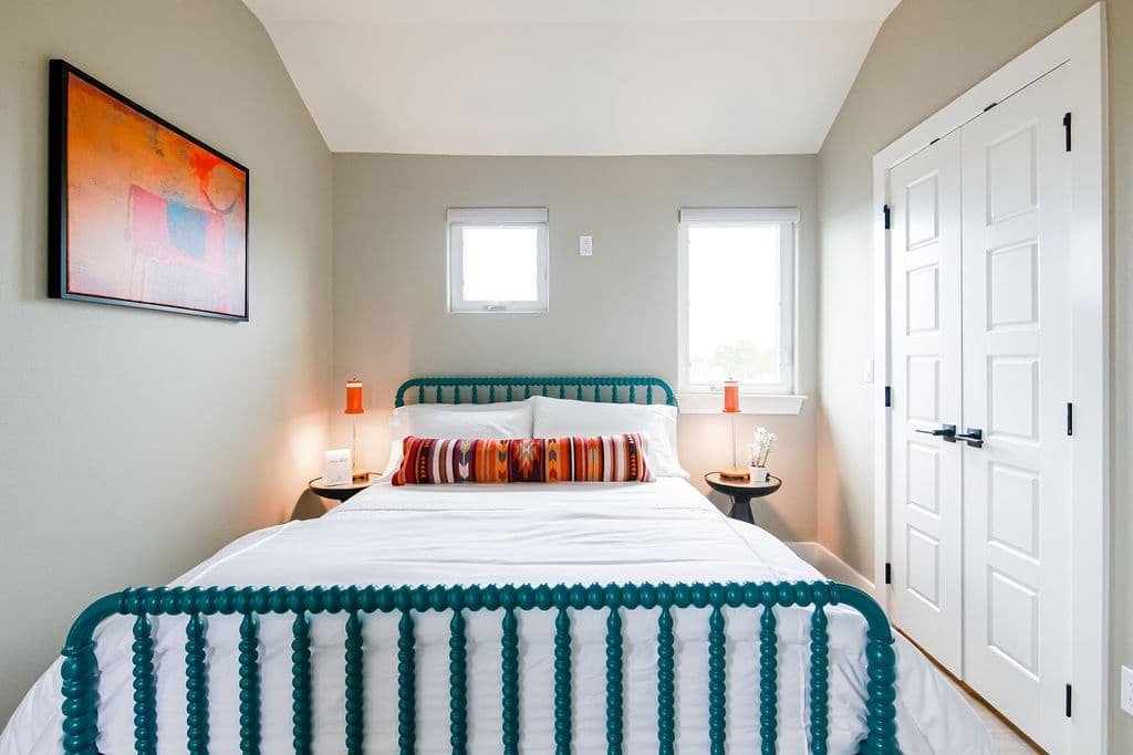 Wish You Were Here Place - Image 20