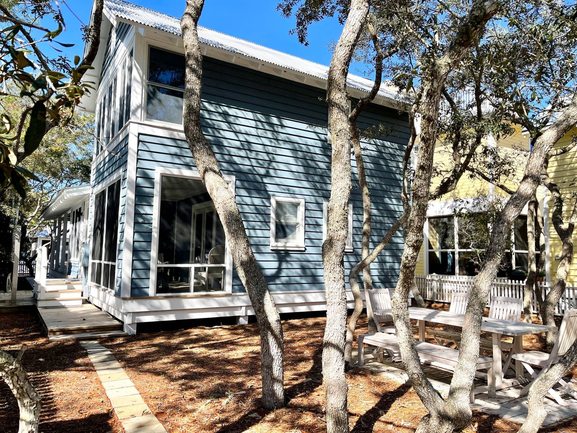 Blue Suede Home - Image 34