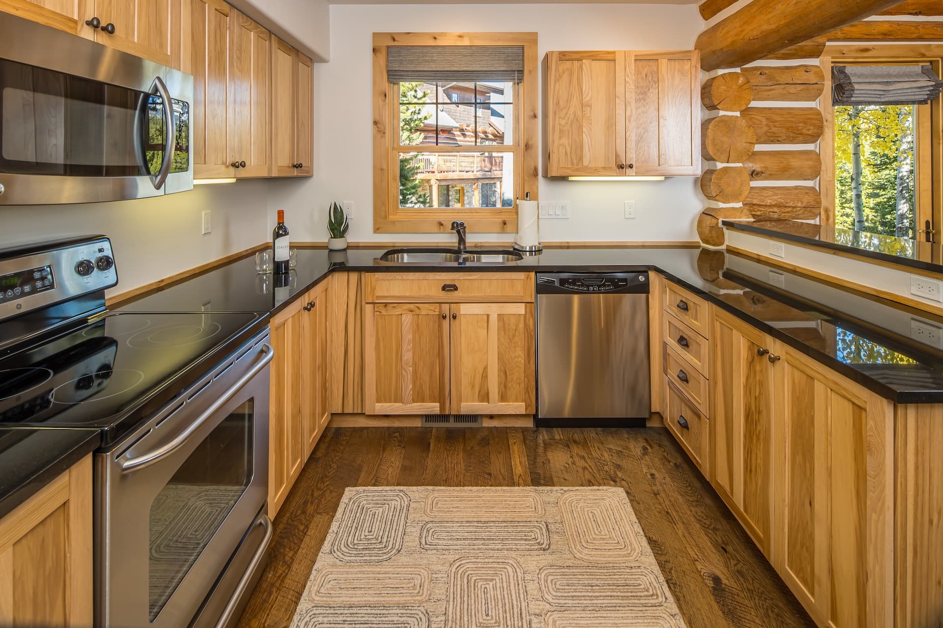 Chief Gull Cabin - Image 6