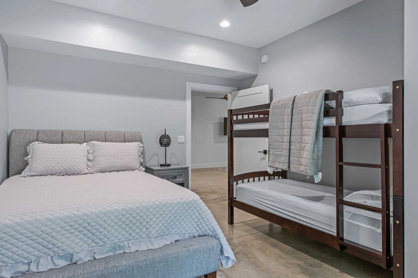 Nana's Branch - Image 21