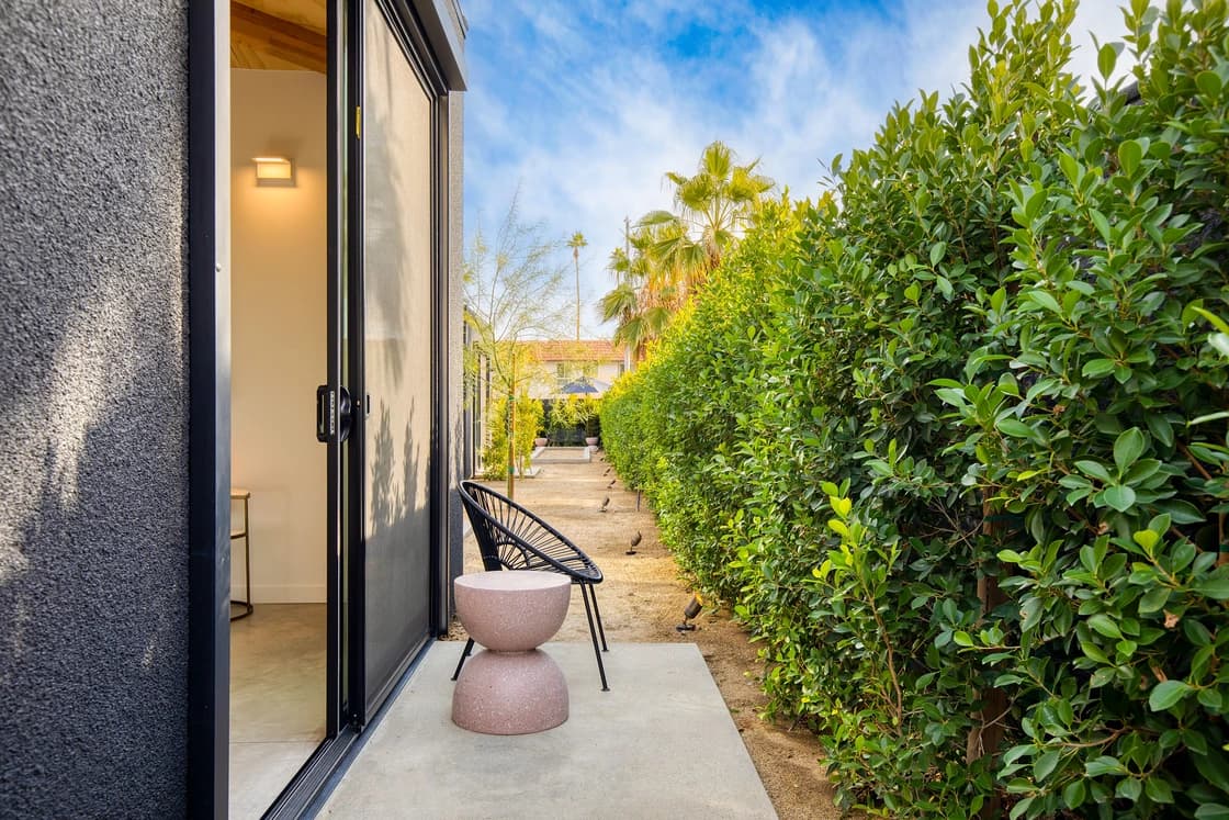 Blackhaus C11 - Image 5