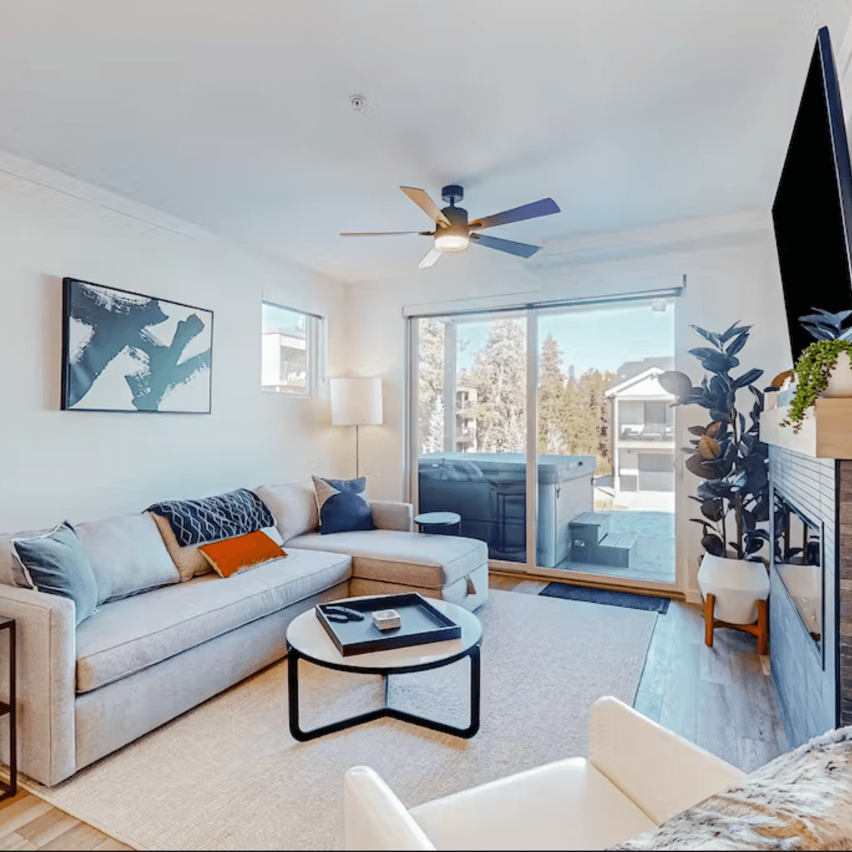 Mellow on Meadow Mile Residence - Image 1