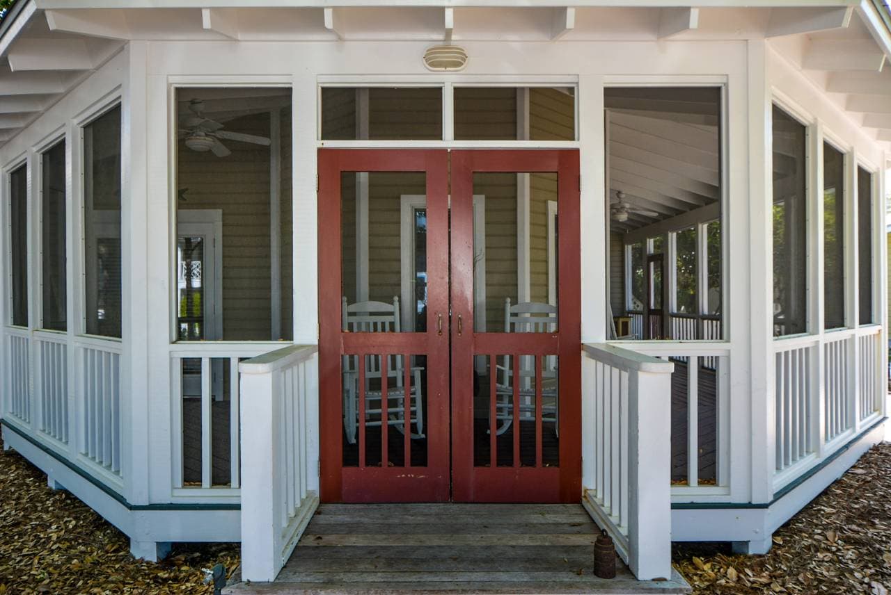 Moorhen Home - Image 3