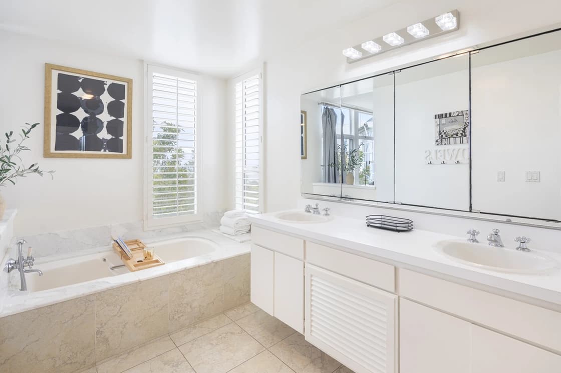 Stardust Home - Image 29