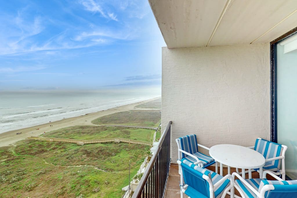 Blue Water Residence - Image 19