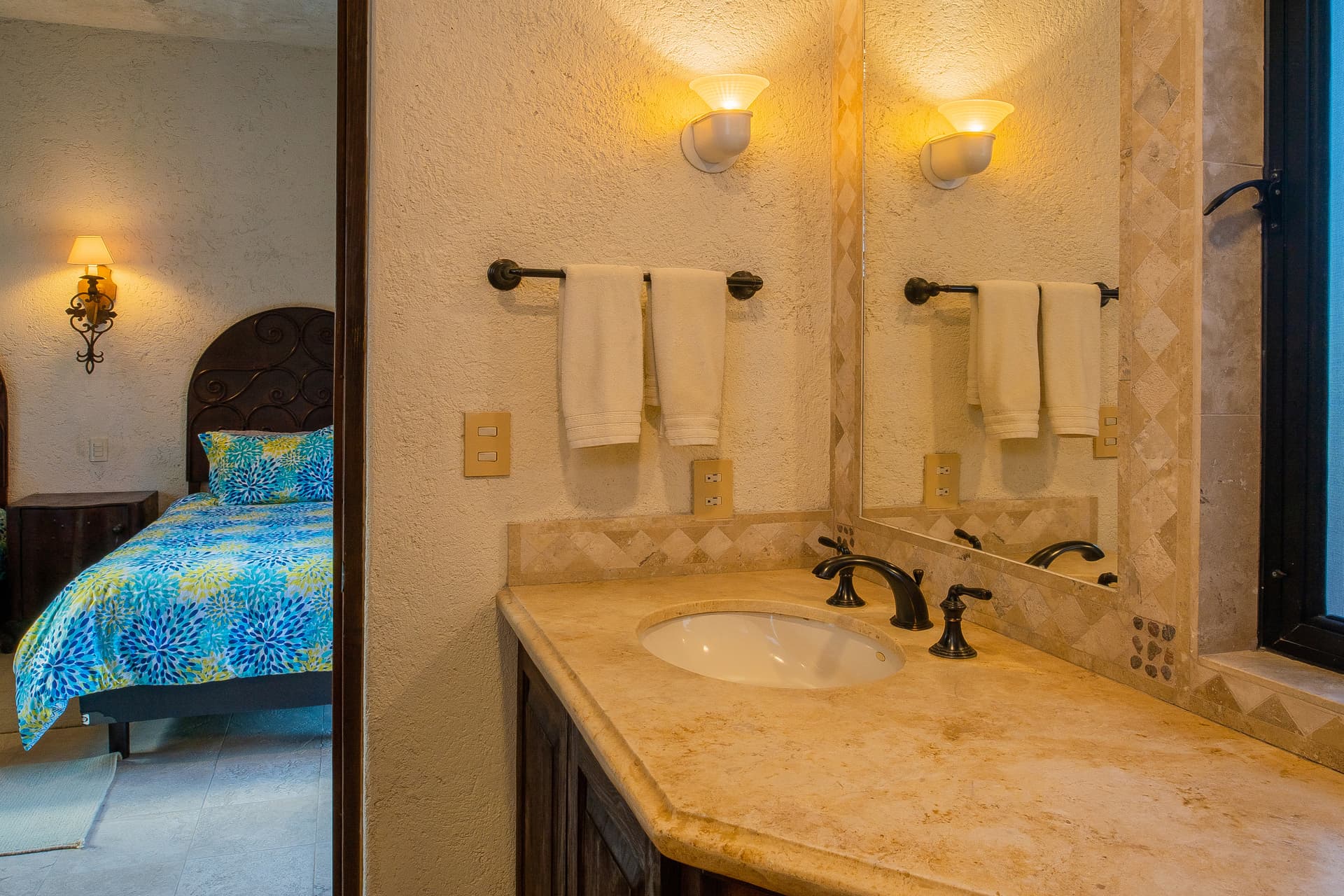 Villa Cortez - Image 19