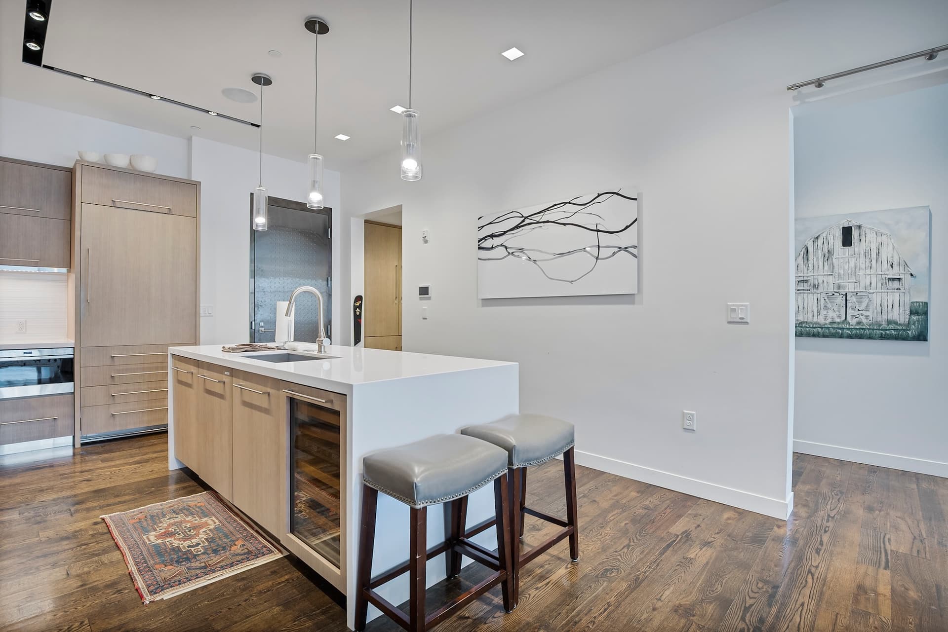 Mountain Luxe Retreat on Main - Image 6