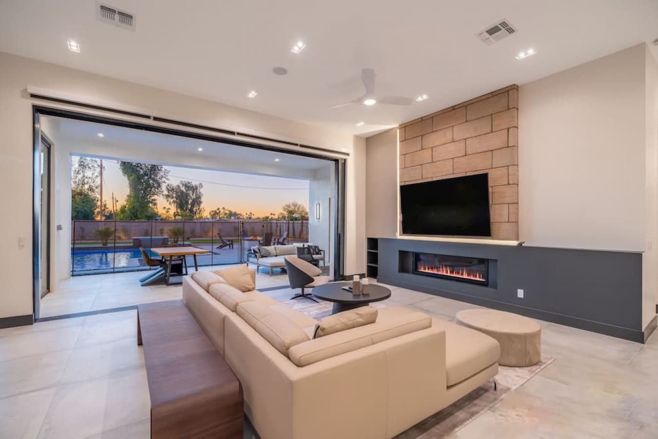 Scottsdale Desert Paradise - Image 7