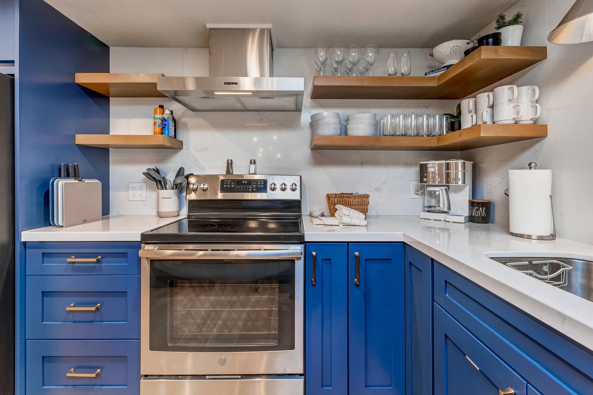 Park Station Luxury Retreat Home - Image 8