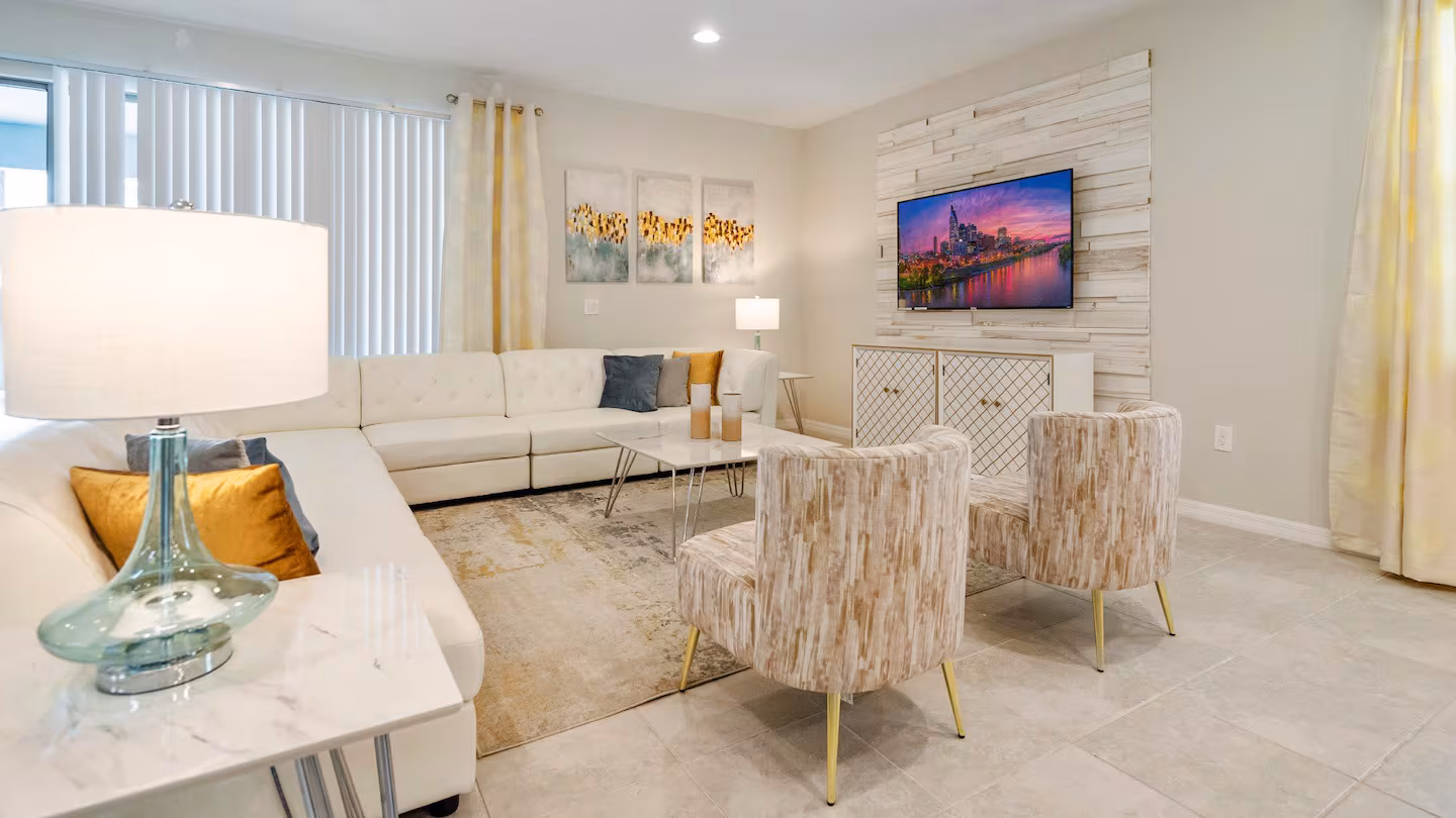 Windsor at Westside Enchanting Lake #2401 - Image 4