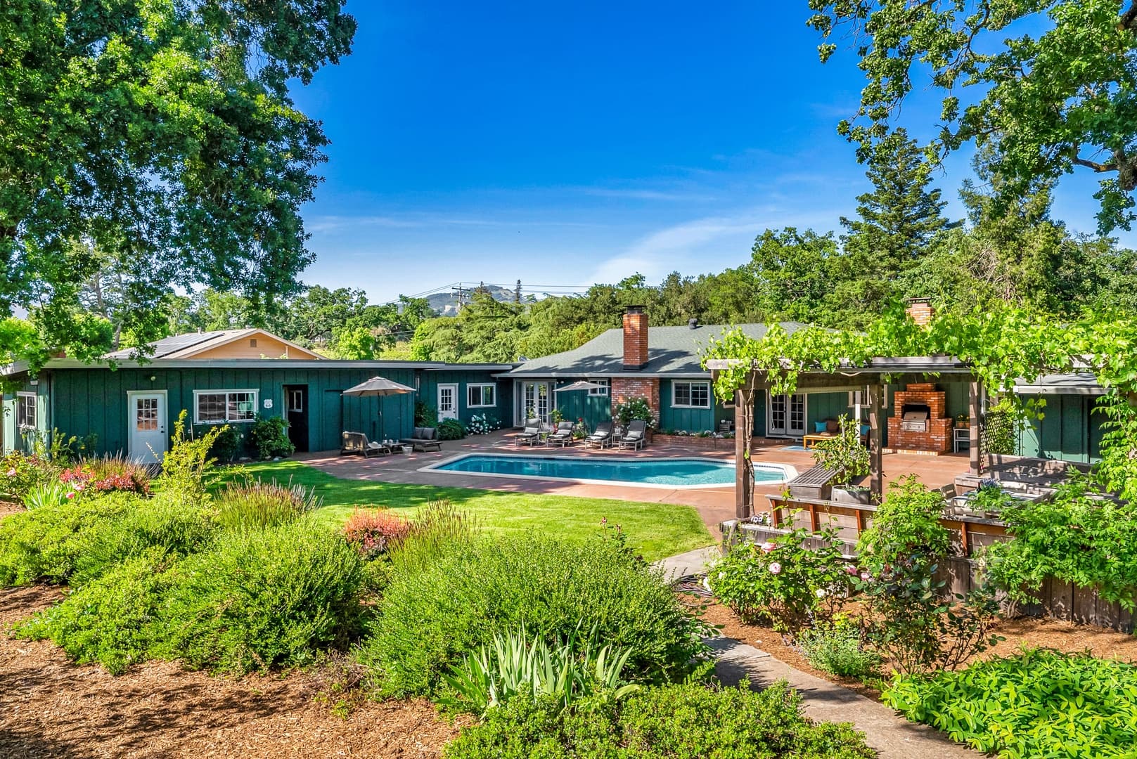 Moon Valley House - Image 59