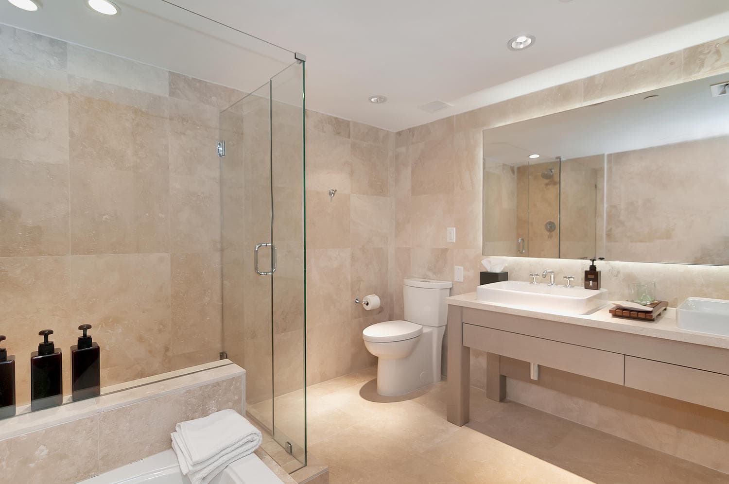 1 Hotel Residence #919 - Image 24