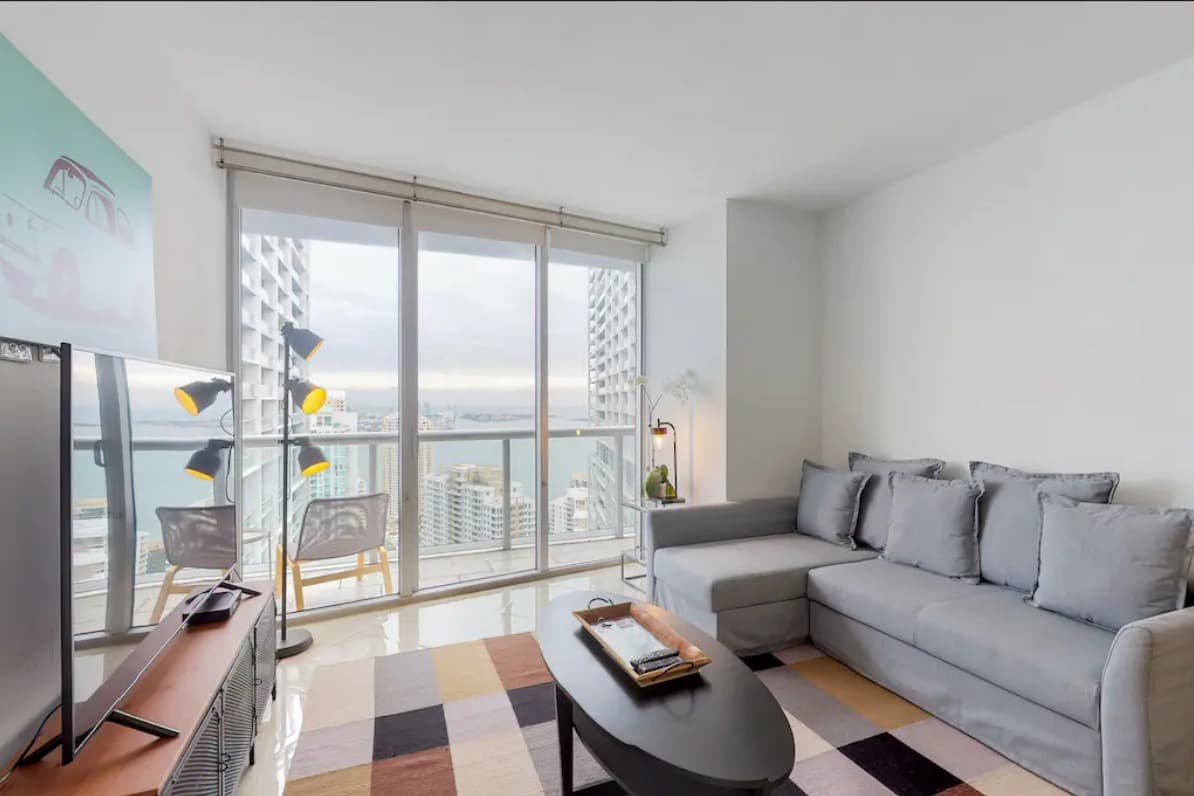 Iconic Views - Image 2