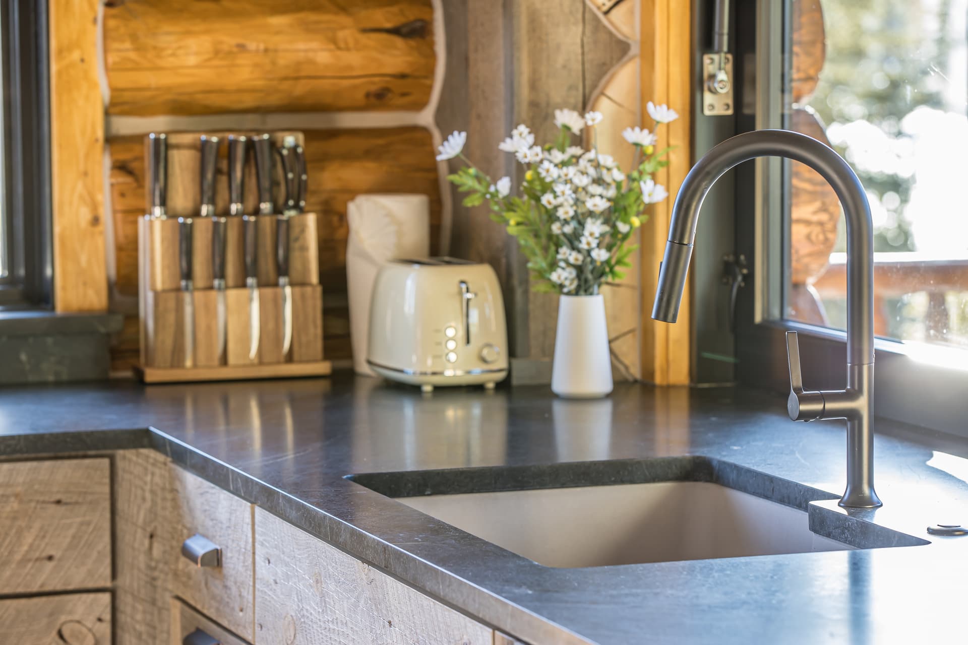 Sioux House #13 - Image 14