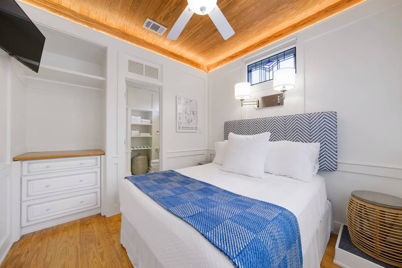 Little Lodge - Image 17