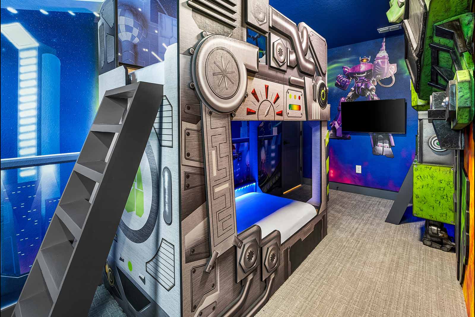 Violet's Vista - Image 14