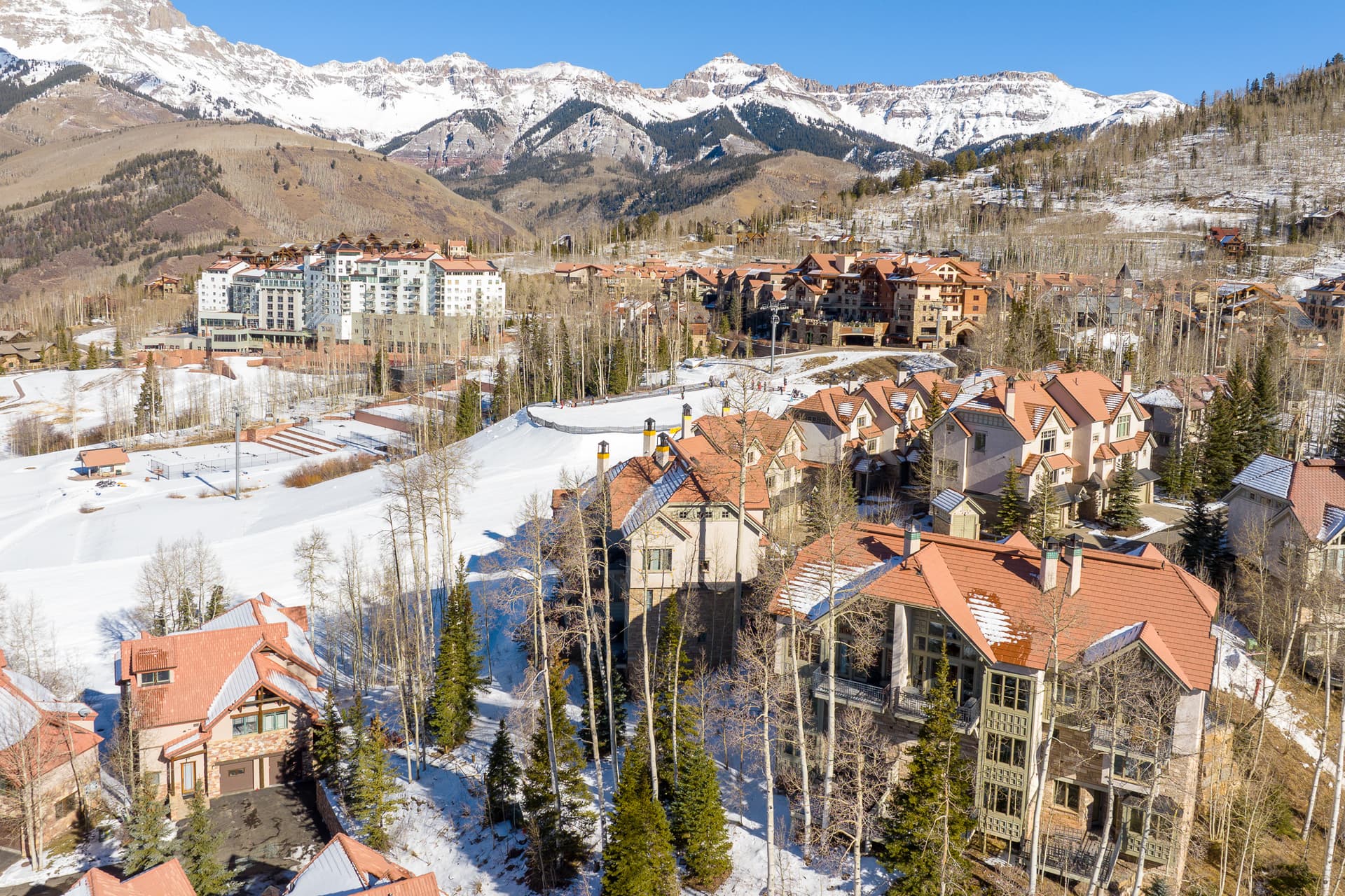 Chalet du Valais at Aspen Ridge - Image 36