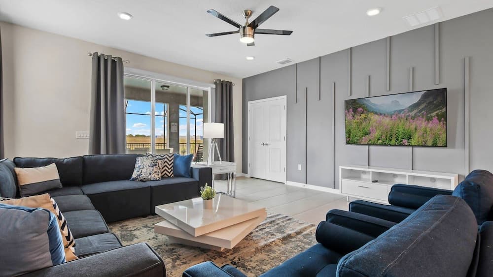 Orlando Getaway - Image 1