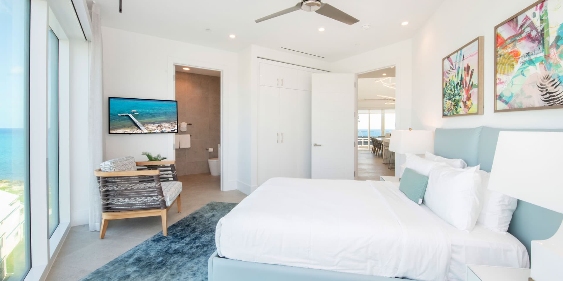 Azure Horizon Retreat - Image 17