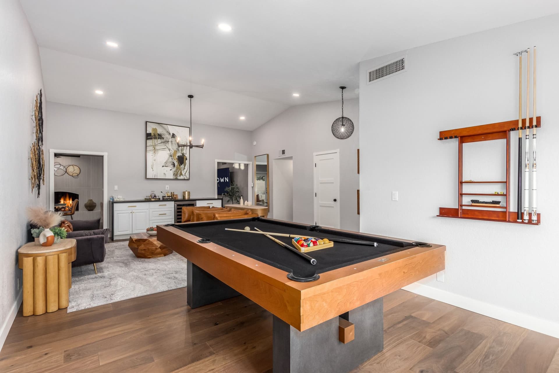 Corrine Family Escape - Image 7