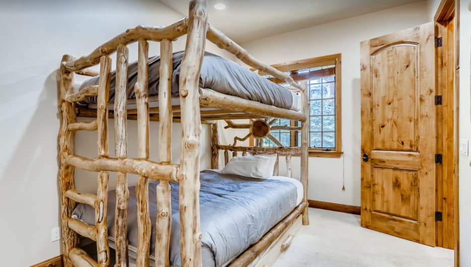 Timberline Place - Image 9