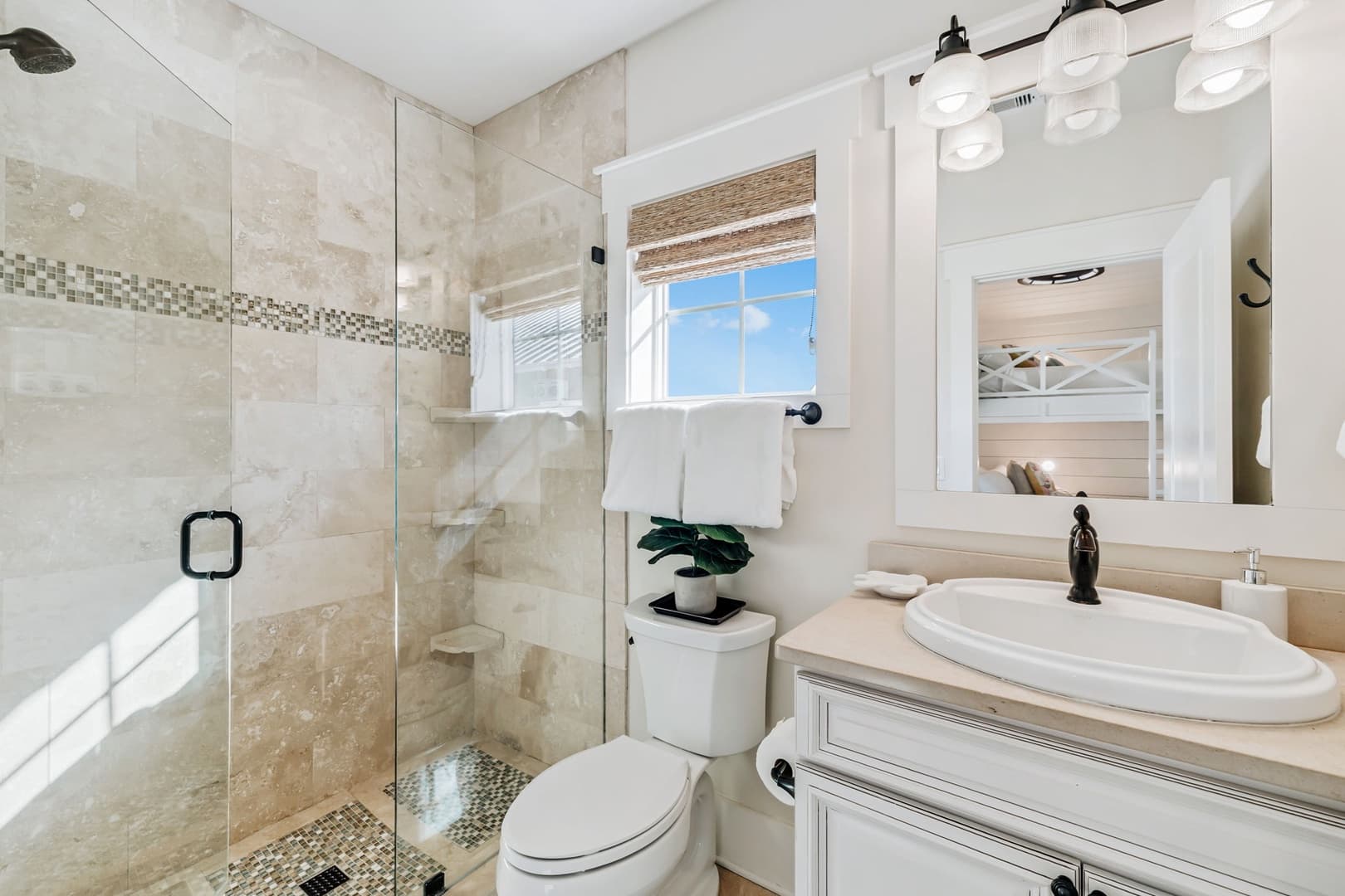 Beach Heaven - Image 30