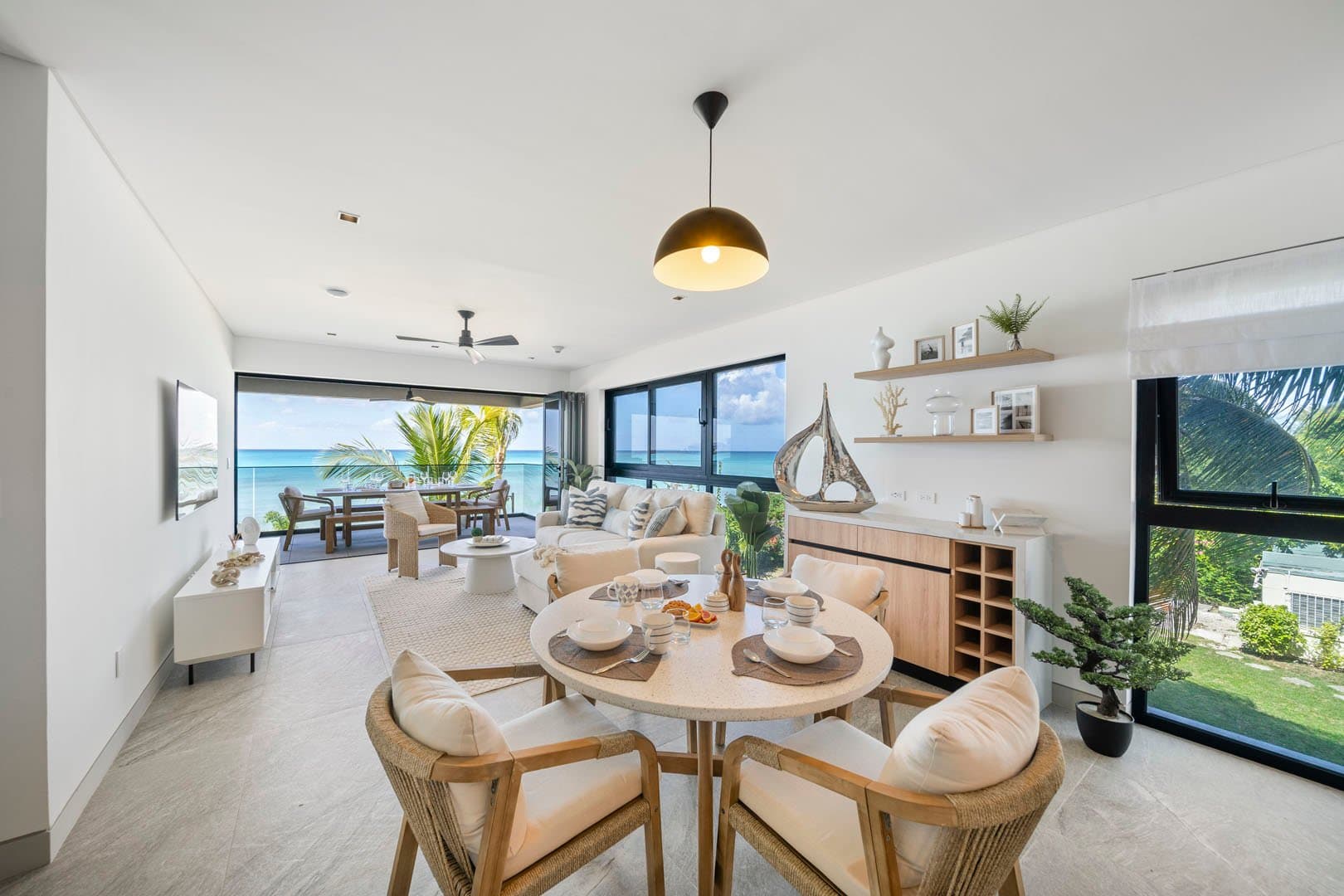 Allure #205 - Image 4