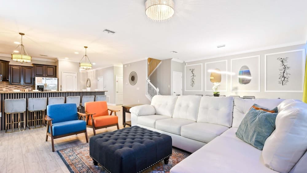 Regal Opulent Villa - Image 3